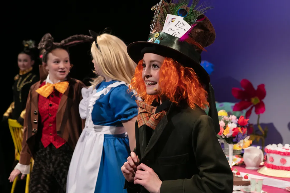 Alice in Wonderland Jr. photo 3