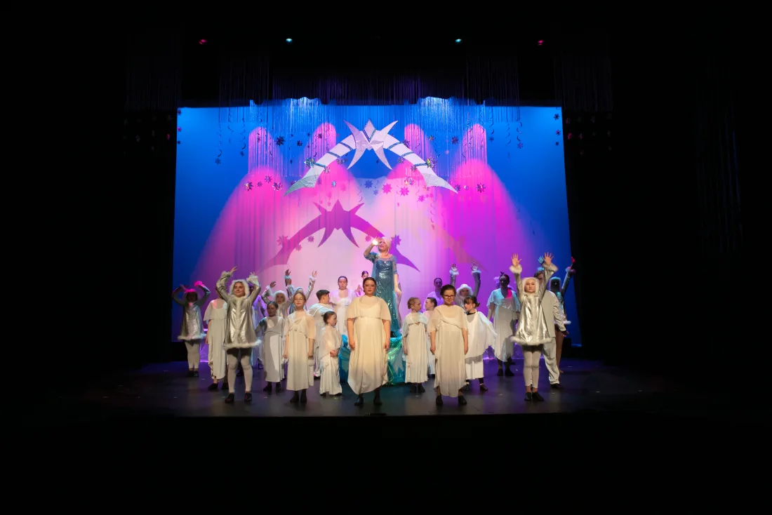 Frozen Jr. photo 1