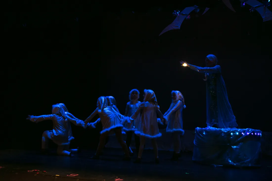 Frozen Jr. photo 2