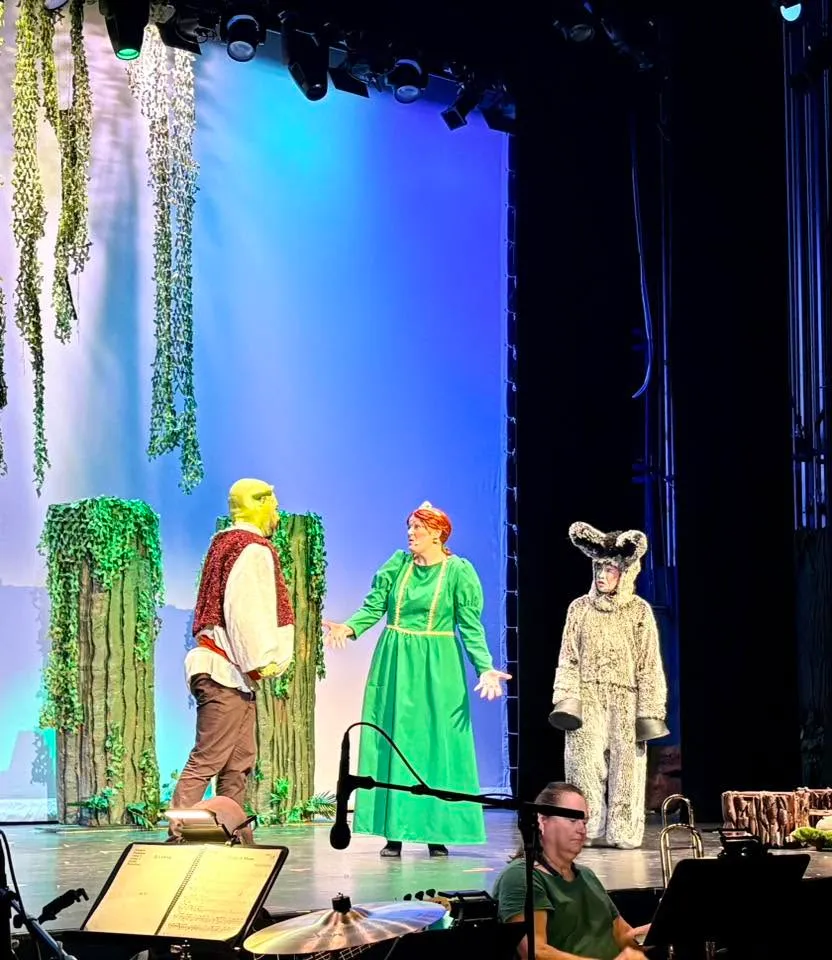 Shrek the Musical photo 1